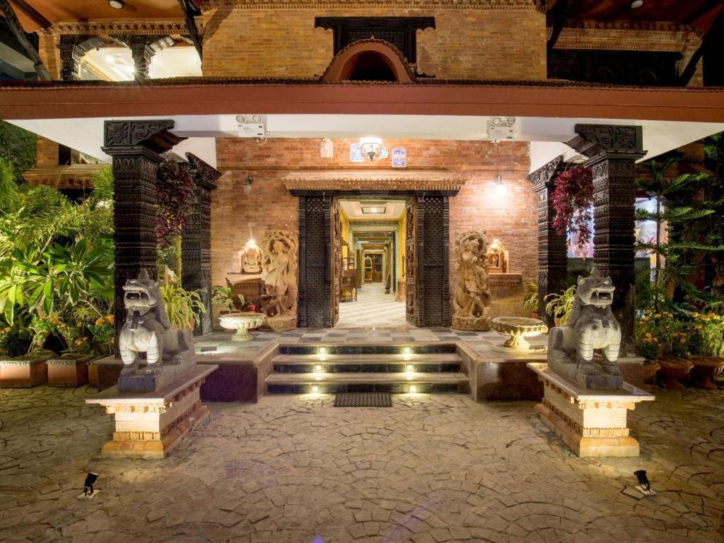 Heritage Hotel Suites And Spa Pokhara Exterior photo